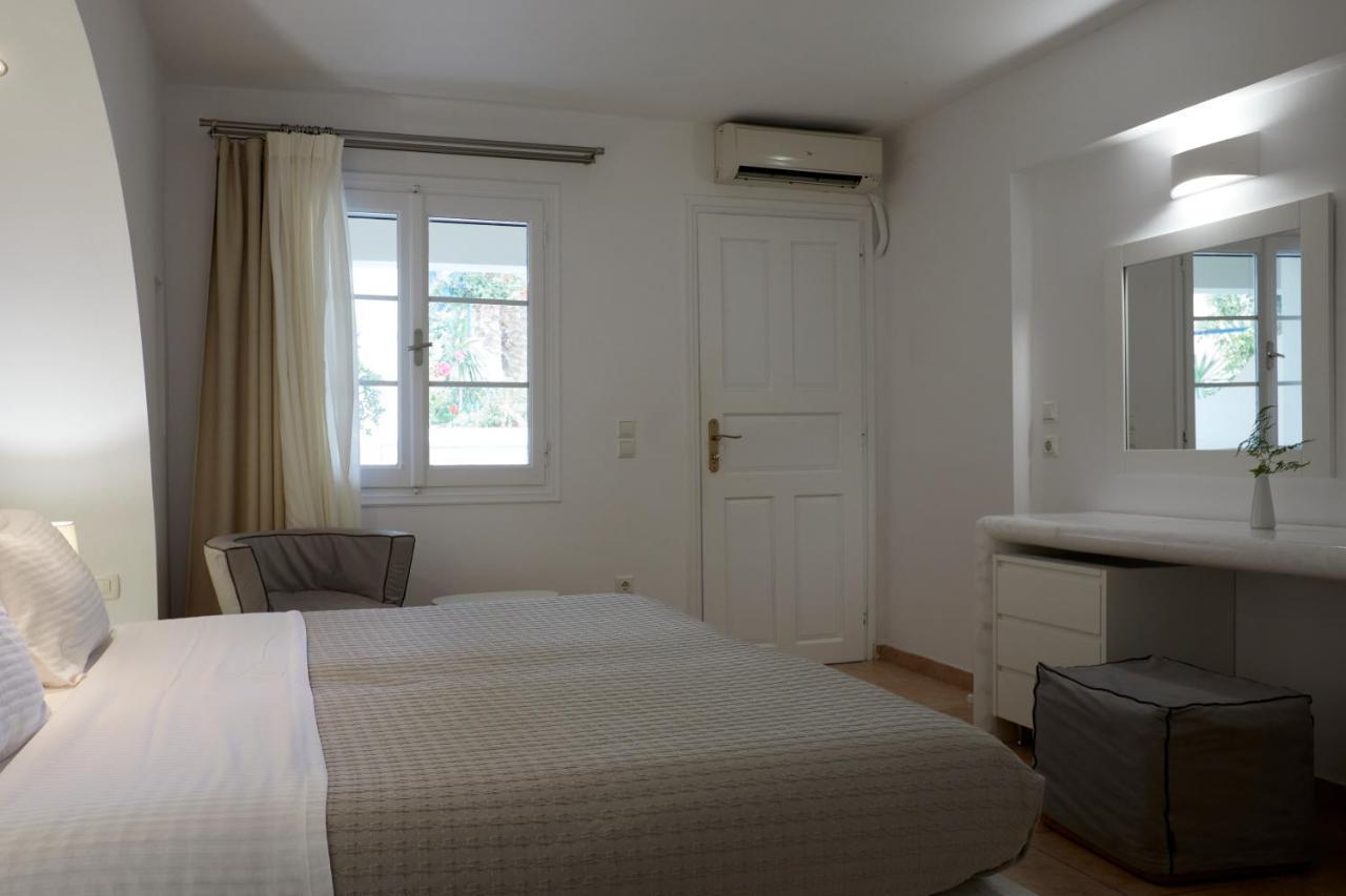 Hermes Hotel Kamári Eksteriør billede