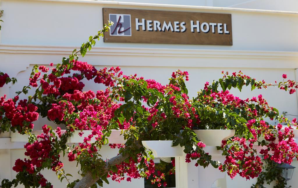 Hermes Hotel Kamári Eksteriør billede